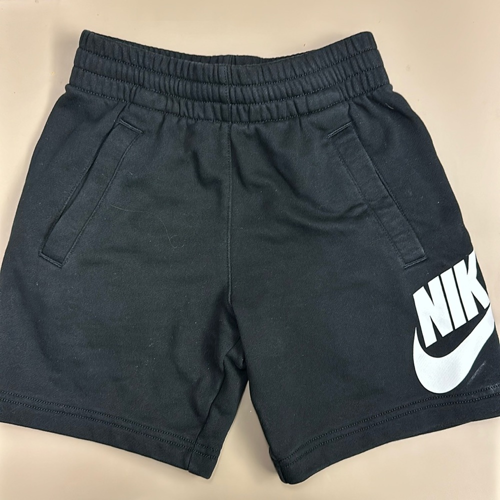 Boy’s Nike Sportswear Fleece Shorts, black, size small